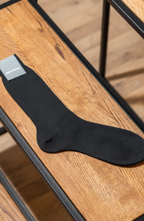 Muske-carape-100-pamuk-tamno-sive-474x727