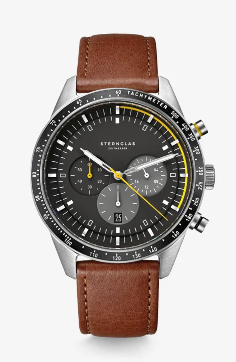 S01 Ty03 Mo11 Tachymeter Schwarz Modena 20 Braun Frontal Grau 1100x