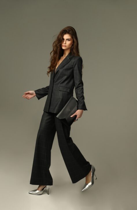 Wool Dark Gray Suit 1